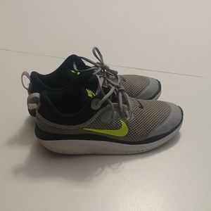 Boys nike shoes